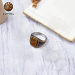Anillo de piedra natural con estructura de acero para hombre