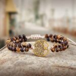 Pulsera de ojo de tigre para mujer – con Dije de Árbol